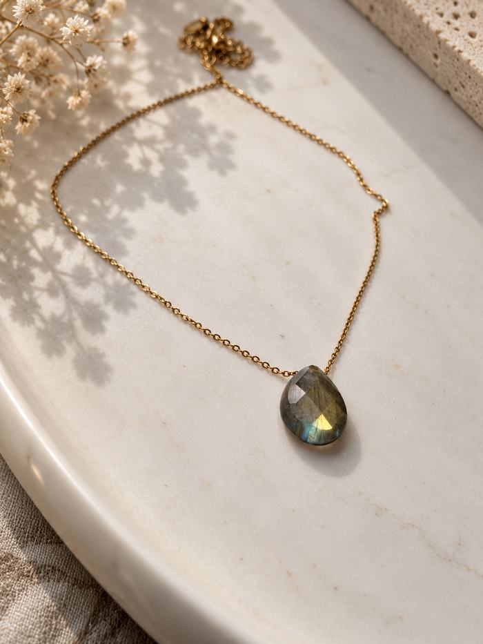Aurora Floating Necklace